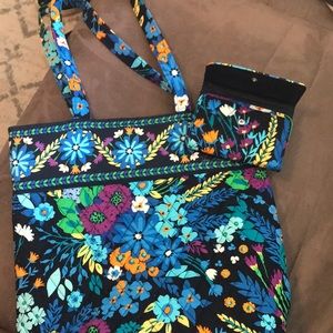 Vera Bradley tote bag and wallet
